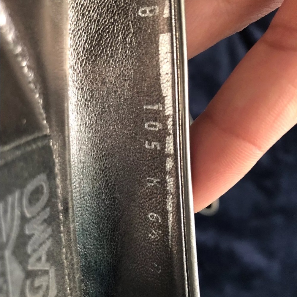 Salvatore Ferrgamo Varina 6.5B Silver Mirrored - Picture 7 of 8